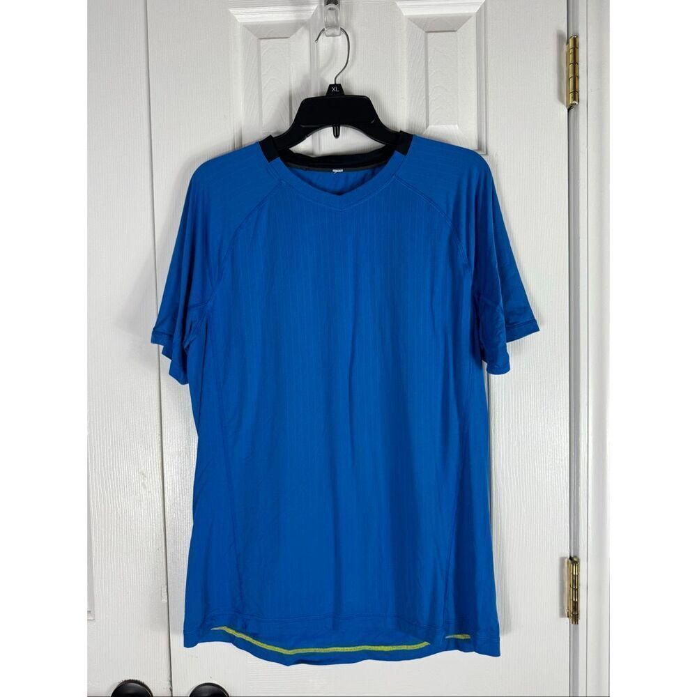 Lululemon Men’s Blue Metal Vent Tech Short Sleeve Shirt Size XL